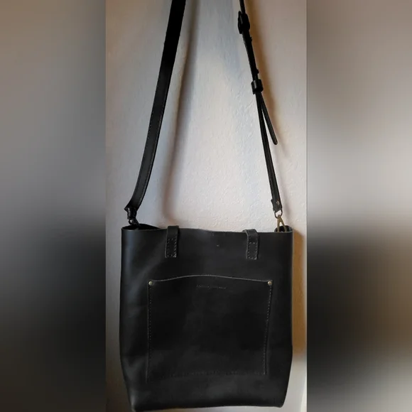 Portland Leather Goods Black Leather Tote Bag + Makeup Bag - Picture 15 of 16